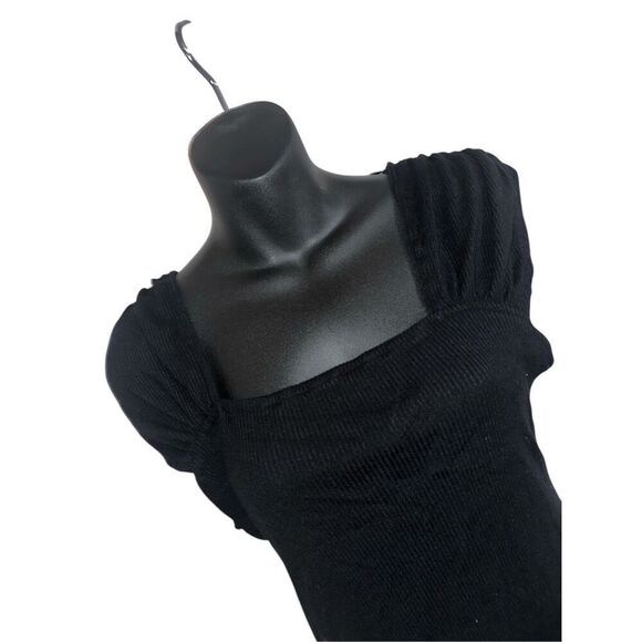 BEAUTIFUL WOMEN Anthropologie- black sleeveless top with ruffles GOOD CONDITION - Picture 3 of 8